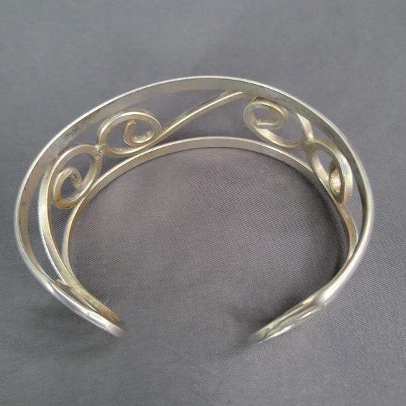 Womens Silver Tone Chunky Swirled Open Scroll Wrap Fashion Cuff Bracelet - Picture 5 of 7